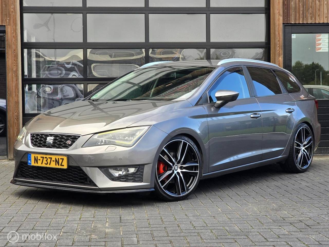 SEAT Leon ST - 1.4 TSI FR SPORT LED 19 INCH NAVI CLIMA CRUISE - AutoWereld.nl
