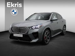 BMW iX2 - eDrive20 M Sportpakket Pro | Innovation Pack | Comfort Pack | Stuurwielrand Verwarmd | Com