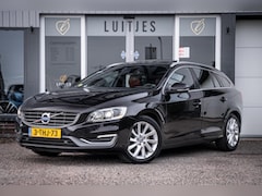Volvo V60 - 2.0 D4 181PK AUT8 Summum I Schuifdak I Trekhaak I Camera I Leder I Memory I NL-auto I 2e-e