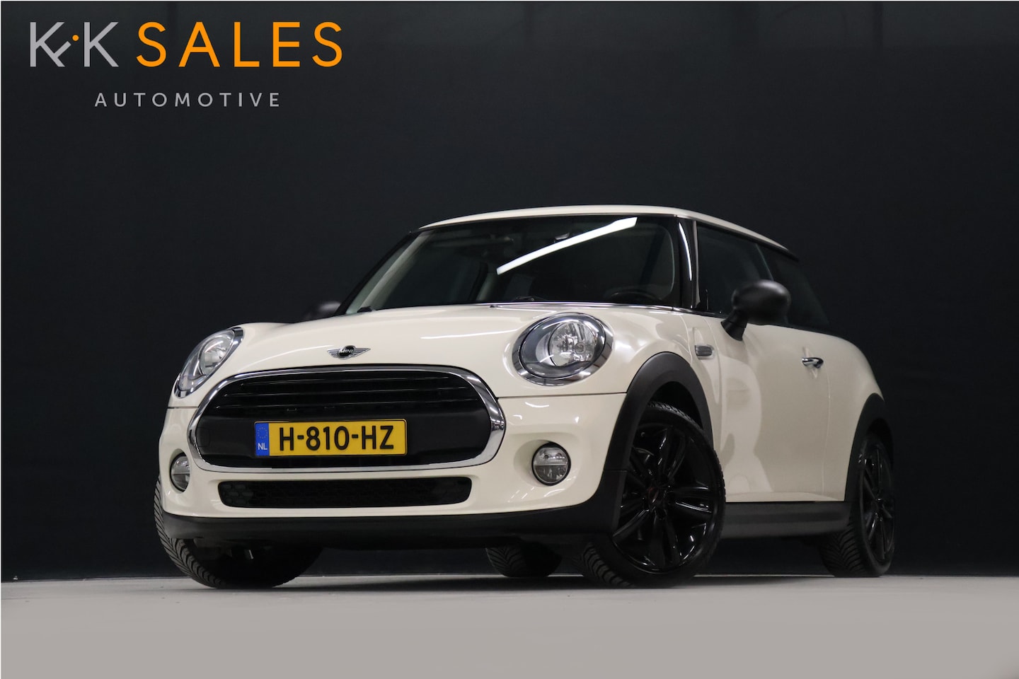 MINI One - Mini 1.2 [STOELVERWARMING, BLUETOOTH, JCW VELGEN, AIRCO, RADIO, NIEUWSTAAT] - AutoWereld.nl