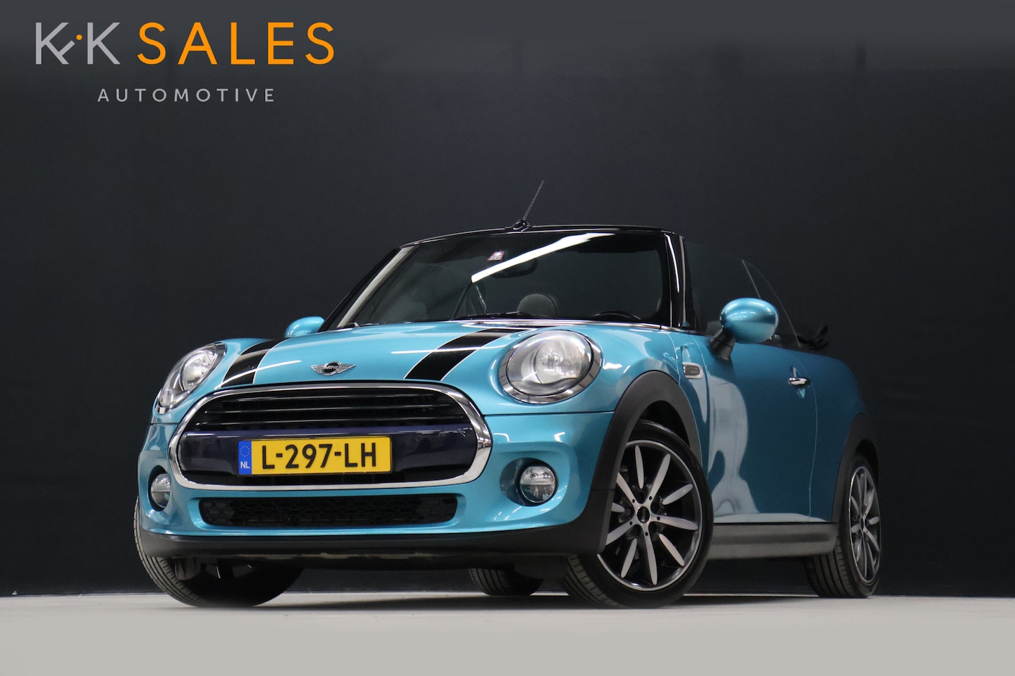 MINI Cabrio - Mini 1.5 Cooper Chili Serious Business [STOELVERWARMING, PARKEERSENSOREN, HALF LEDER/STOF, - AutoWereld.nl