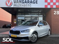 Skoda Fabia - 1.0 Ambition // CLIMA // CRUISE CONTROL // APPLE-ANDROID AUTO // PDC //