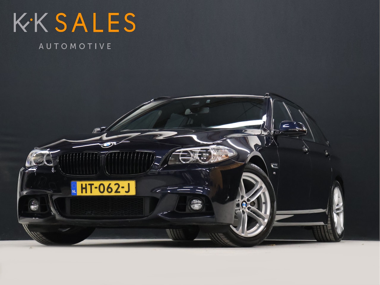 BMW 5-serie Touring - 520i M Sport [CAMERA, TREKHAAK, AUTOMATISCHE ACHTERKLEP, AUTOMATISCHE STOELEN, CRUISE CONT - AutoWereld.nl