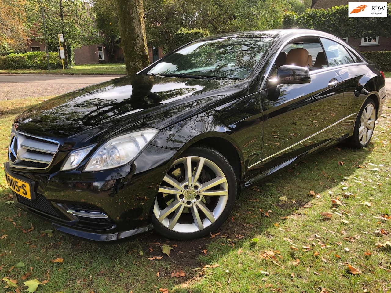 Mercedes-Benz E-klasse Coupé - 300 CGI Elegance 6-Cilinder AUT - AutoWereld.nl