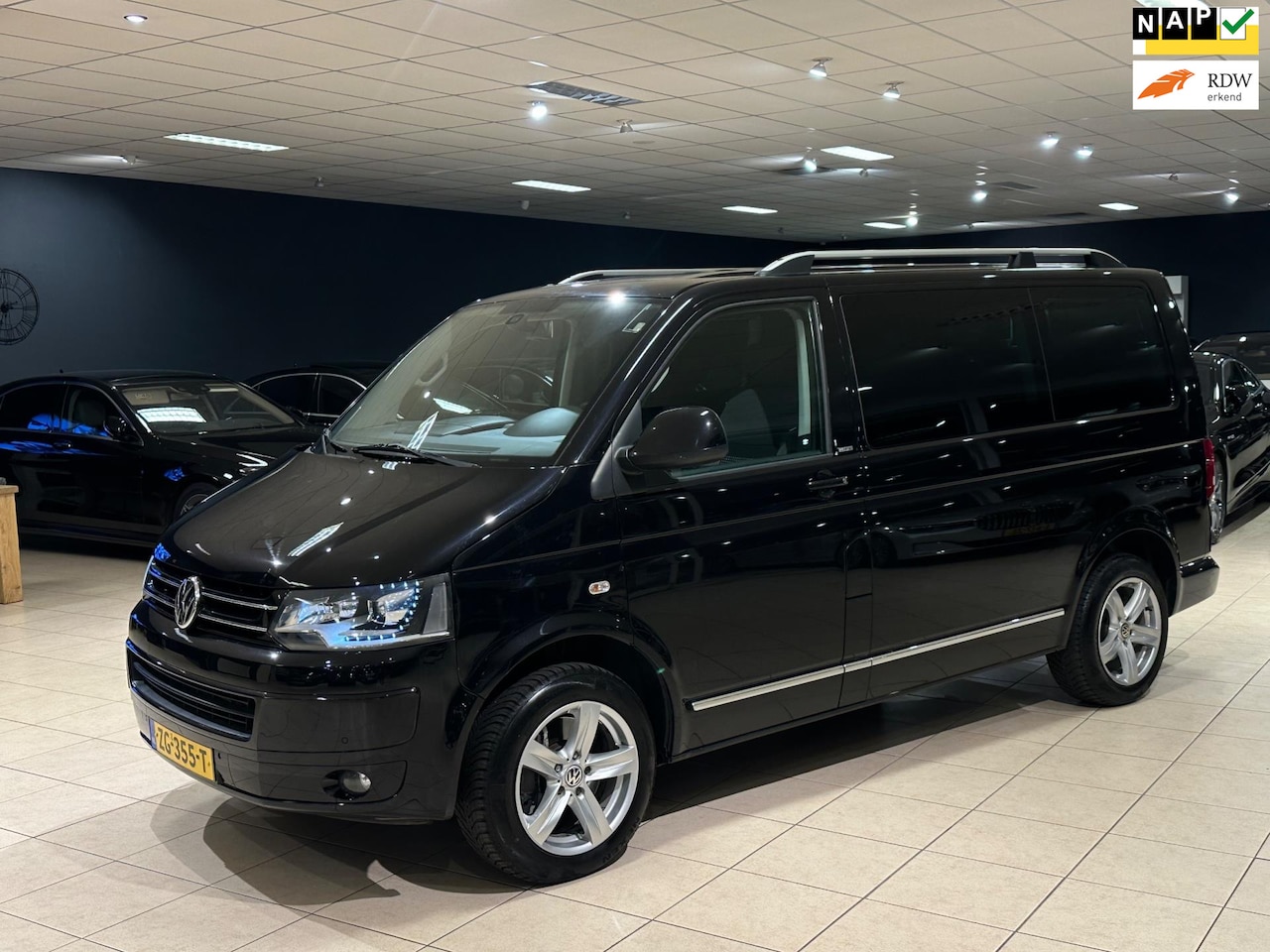 Volkswagen Transporter Multivan - 2.0 TDI L1H1 BM Highline|DSG|Trekhaak|Stoelvw.|Tafel|7p.| - AutoWereld.nl