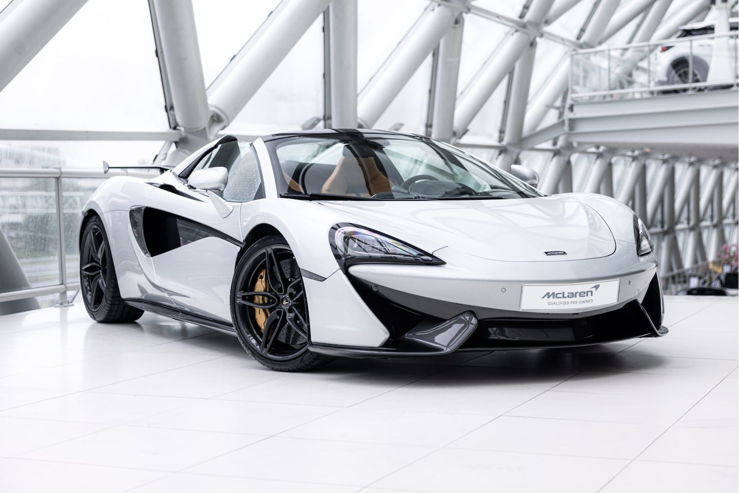 McLaren 570S Spider - 3.8 V8 | MSO High Downforce Kit | Sadle tan | - AutoWereld.nl