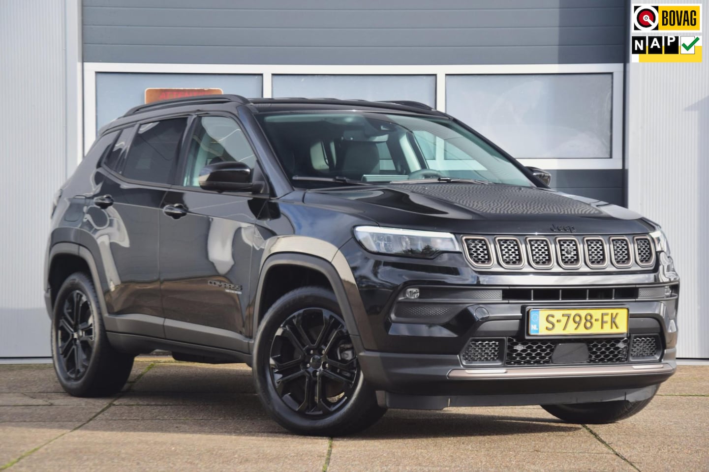 Jeep Compass - 4xe 240 Plug-in Hybrid Electric Upland 4xe 240 Plug-in Hybrid Electric Upland - AutoWereld.nl