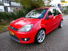 Ford Fiesta - 2.0-16V ST 150pk 2e eig. Airco Geen import Youngtimer