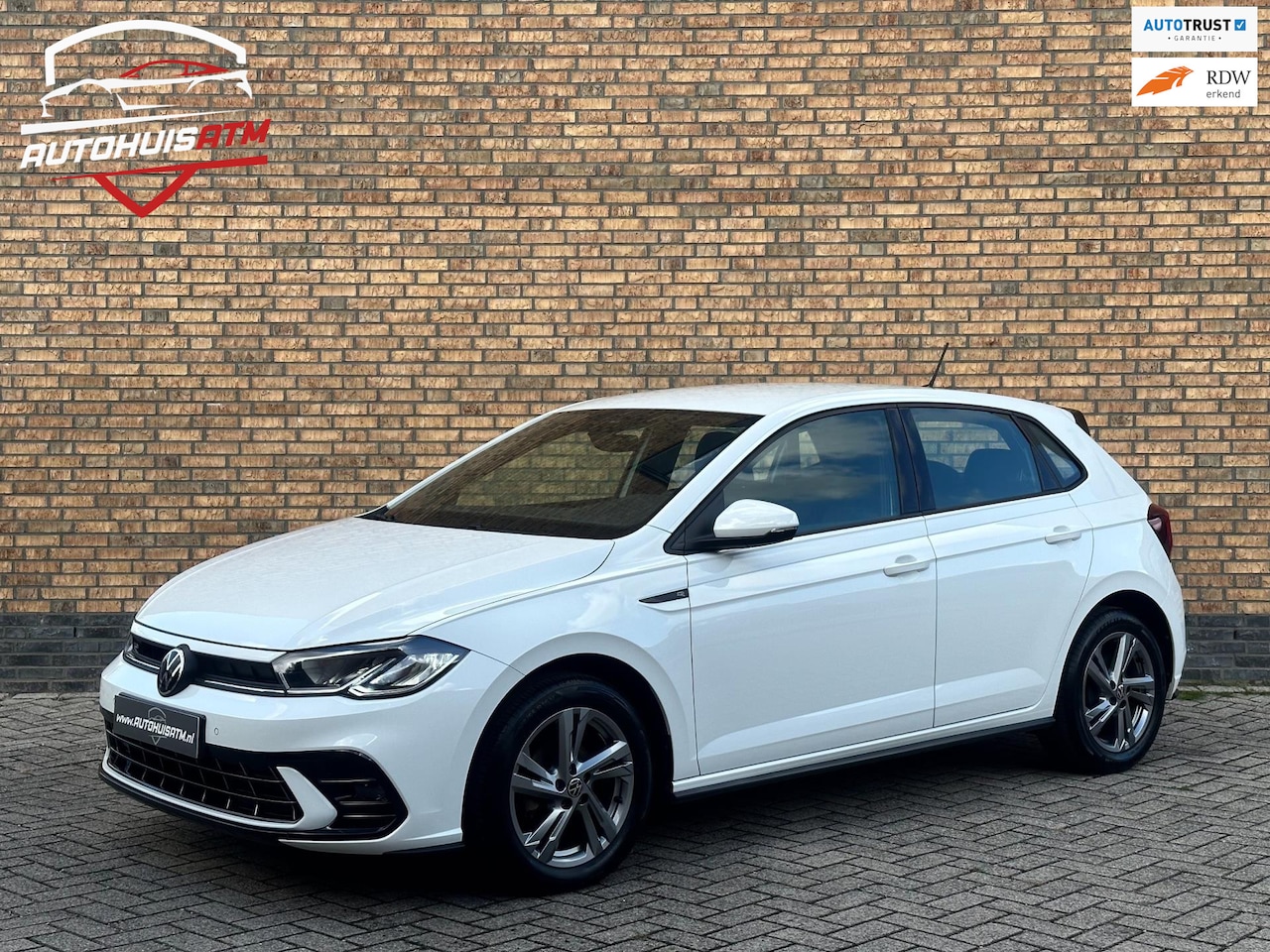 Volkswagen Polo - 1.0 TSI 2x R-Line Virtual Acc Stoelvw Led Climatr - AutoWereld.nl