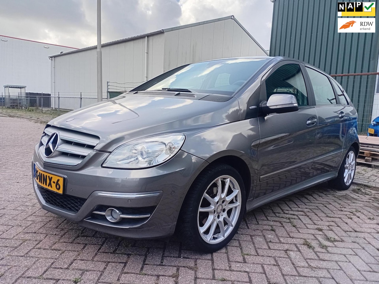 Mercedes-Benz B-klasse - 160 BlueEFFICIENCY Business Class Navi Cruise Climate PDC voor achter - AutoWereld.nl