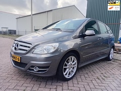 Mercedes-Benz B-klasse - 160 BlueEFFICIENCY Business Class Navi Cruise Climate PDC voor achter