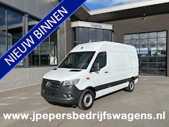 Mercedes-Benz Sprinter - 317 CDI L2 H2 PRO Facelift / LED / MBUX / Navigatie / Camera / Parkeersensoren / Cruise co