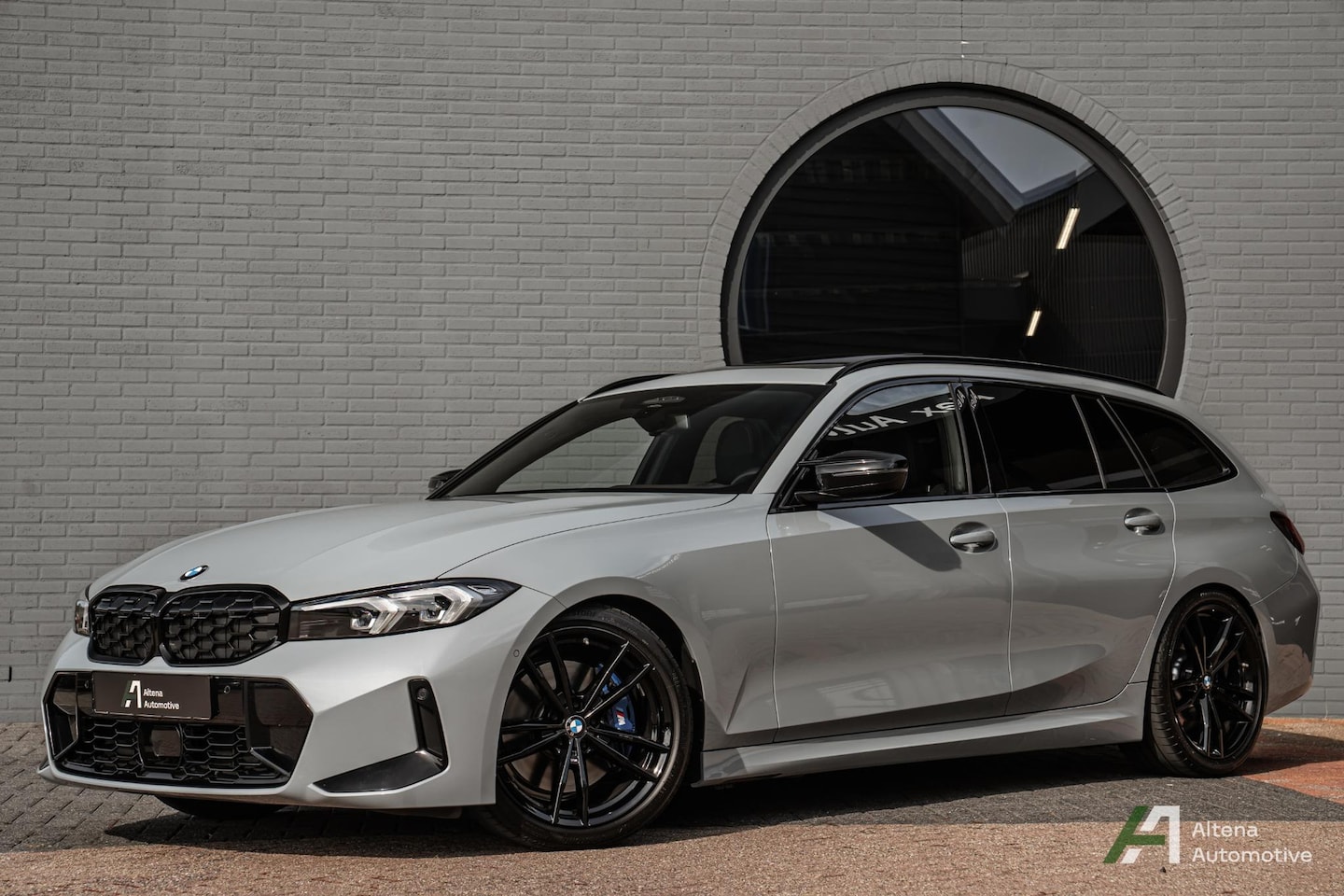 BMW 3-serie Touring - M340i xDrive Touring BTW. Panodak, Parking ass., Driving Ass. Prof., Harman kardon - AutoWereld.nl