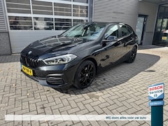 BMW 1-serie - (f40) 118i AUTOMAAT Black Edition