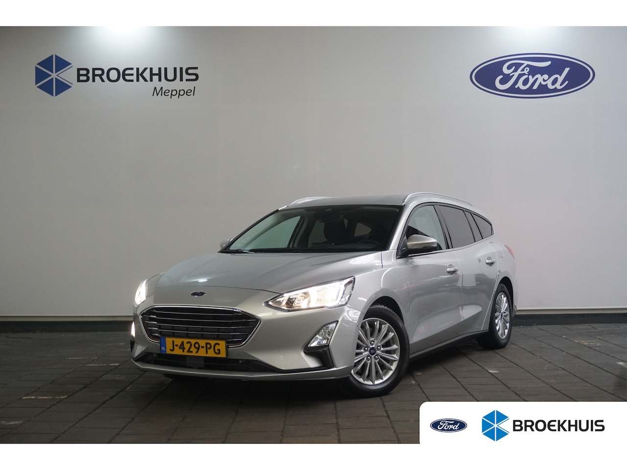 Ford Focus Wagon - 1.0 EcoBoost Titanium Business | Winter Pakket | Trekhaak | Camera | Adaptive Cruise | - AutoWereld.nl