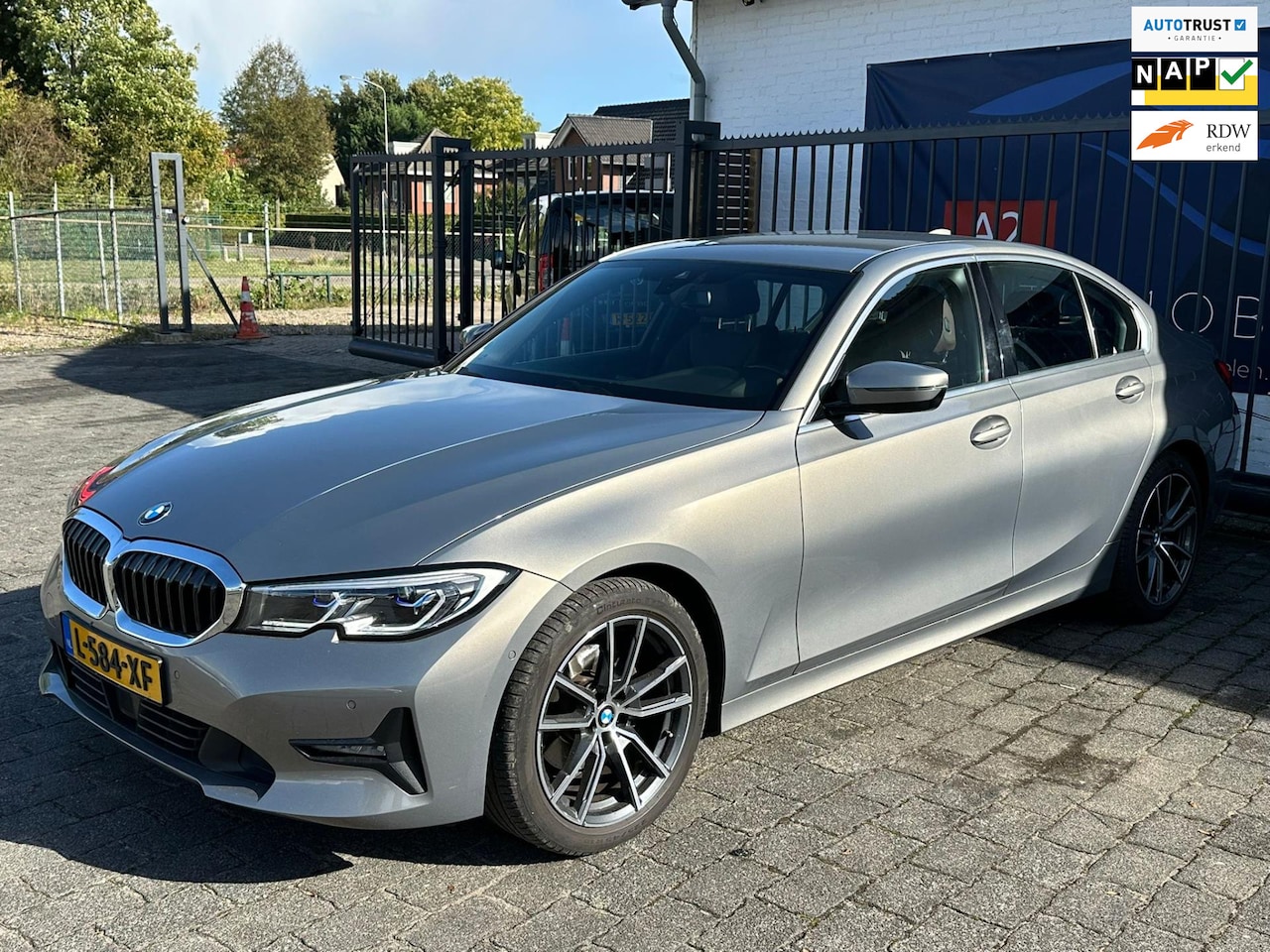 BMW 3-serie - 320d xDrive Executive Edition / VIRTUAL COCKPIT / ADAS / AIRCO / LEDER / - AutoWereld.nl
