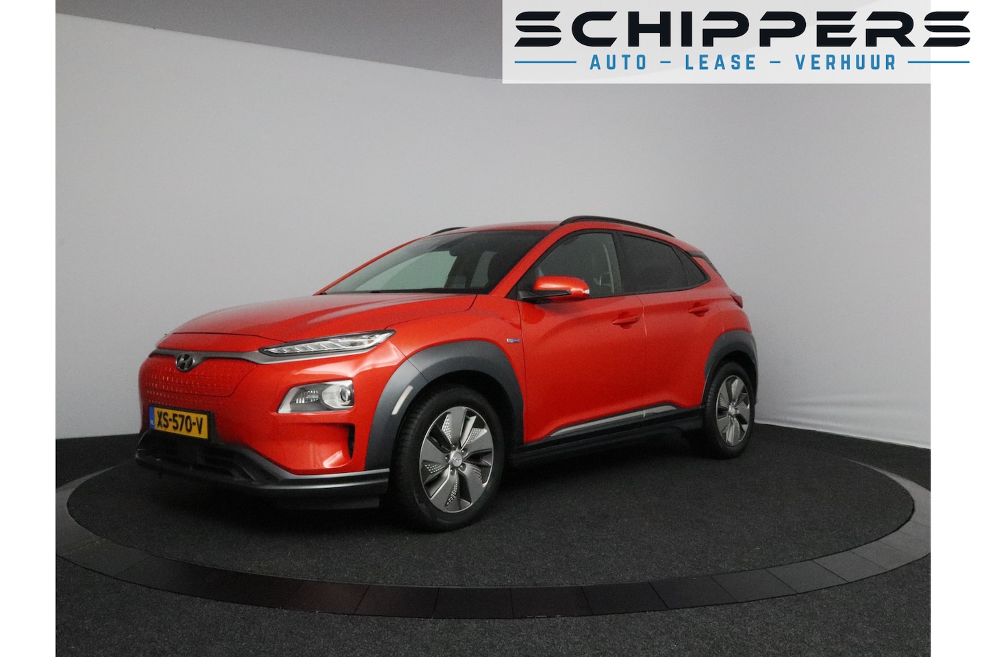 Hyundai Kona Electric - EV Premium 64 kWh | Schuif-kanteldak | Warmtepomp - AutoWereld.nl