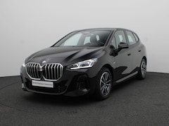 BMW 2-serie Active Tourer - 230e xDrive M Sportpakket | Harman Kardon | Head-Up Display | Driving Assist Plus | Innova