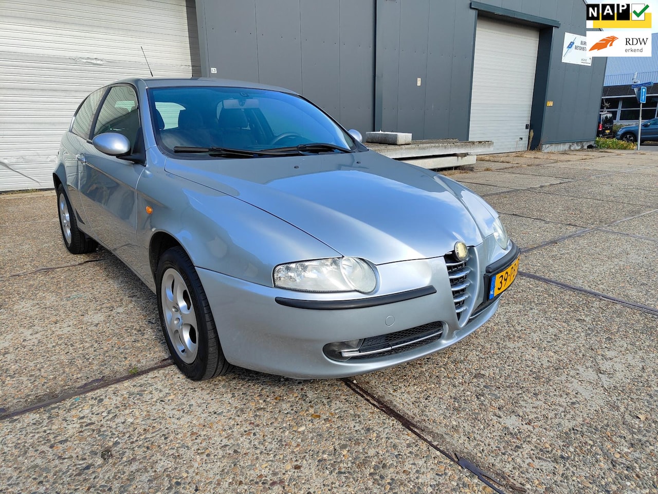Alfa Romeo 147 - 1.6 T.Spark Impression 1.6 T.Spark Impression - AutoWereld.nl