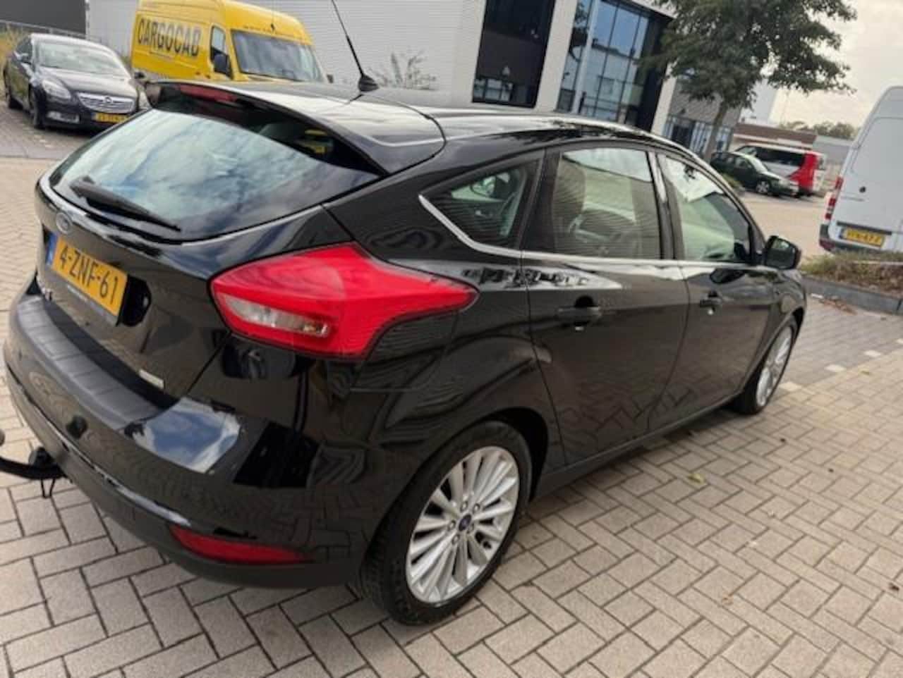 Ford Focus - 1.0 First Edition/Navigatie/Climate control/Parkeersensoren ... - AutoWereld.nl