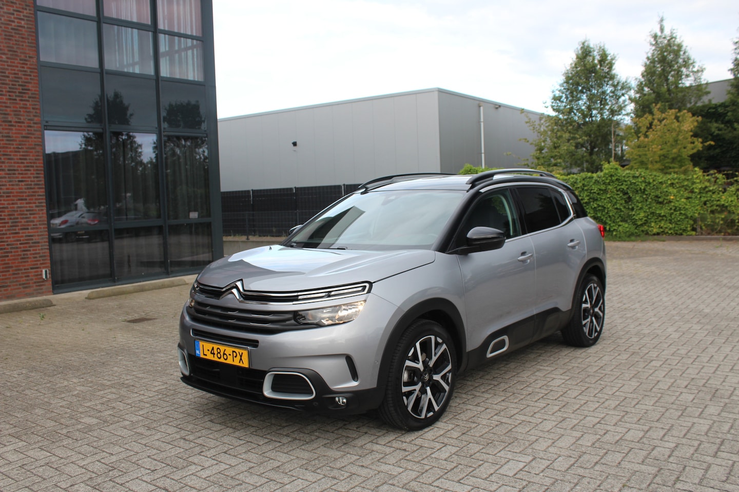 Citroën C5 Aircross - 1.2 PureTech Shine Clima-Cruise-Navi-Bluetooth-Camera-Dodehoek Detectie-Half Leder-Afn. Tr - AutoWereld.nl