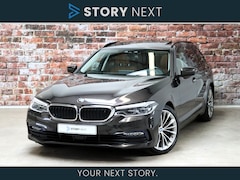 BMW 5-serie Touring - 540i xDrive High Executive Sport Line Automaat / Panoramadak / Comfortstoelen / Trekhaak /