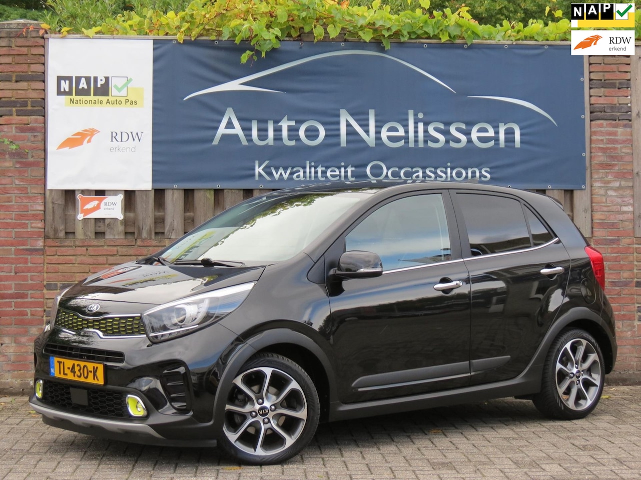 Kia Picanto - 1.2 CVVT X-Line | LEDER | STUUR+STOELVERWARMING | CAMERA | CARPLAY | NAVI | CLIMA | KEYLES - AutoWereld.nl