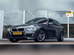 BMW 3-serie Touring - 318i M Sport Pano Harman Kardon Trekhaak Leer Led Mooi