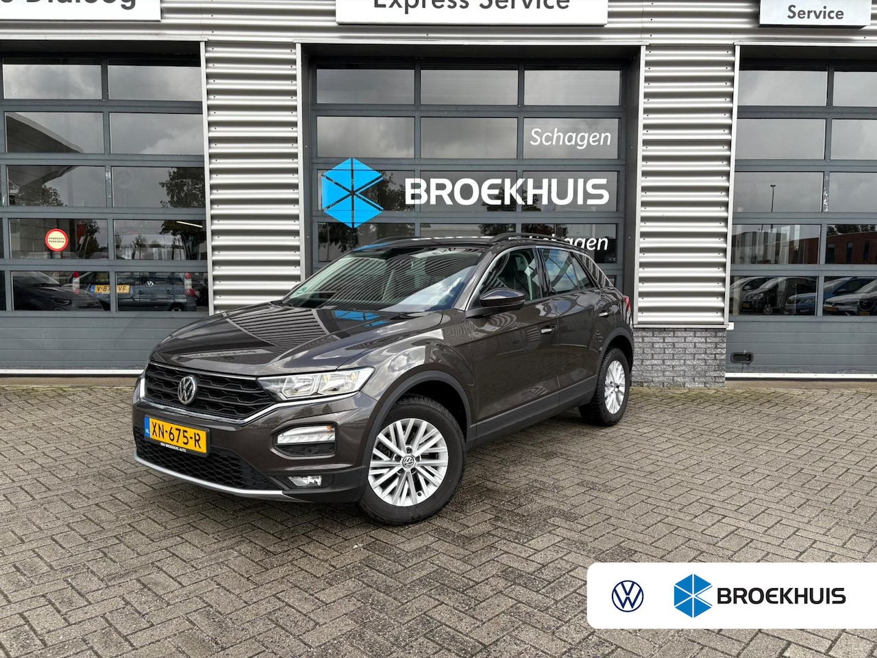 Volkswagen T-Roc - 1.5 TSI 150 pk Style 7-DSG | Trekhaak | Cruise control adaptief | Parkeersensoor achter | - AutoWereld.nl