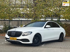 Mercedes-Benz E-klasse - E200D FULL OPTION DUBBELE PANORAMADAK BRABUS VELGEN MAYBACH GRILL STOELVERWARMING HEAD UP