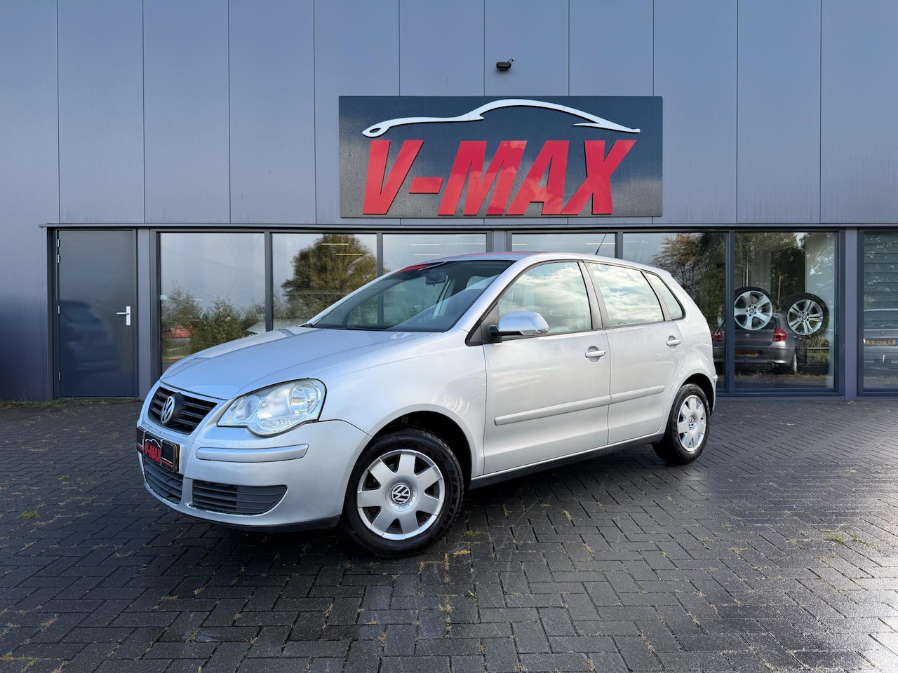 Volkswagen Polo - 1.2 Trendline 5 Deurs Airco Xenon Nieuwe APK - AutoWereld.nl