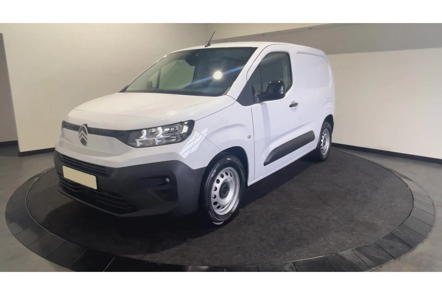 Citroën ë-Berlingo - 136 L1 50 kWh VOORRAAD | - AutoWereld.nl