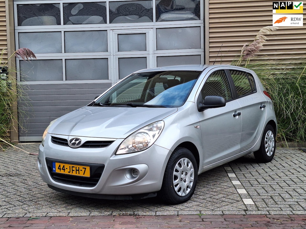 Hyundai i20 - |1.2i ActiveVersion | 2e eigenaar | - AutoWereld.nl