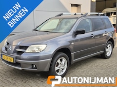 Mitsubishi Outlander Sport - 2.0 Invite+ distributie 1 jaar oud