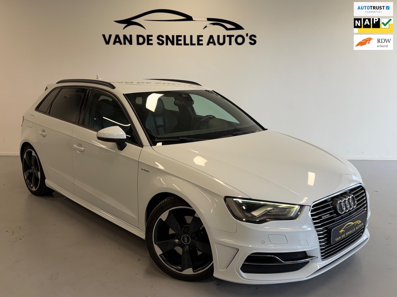 Audi A3 Sportback - 1.4 e-tron PHEV Ambition Pro Line plus S-Line/B&O/RS-KUIPSTOELEN/ - AutoWereld.nl