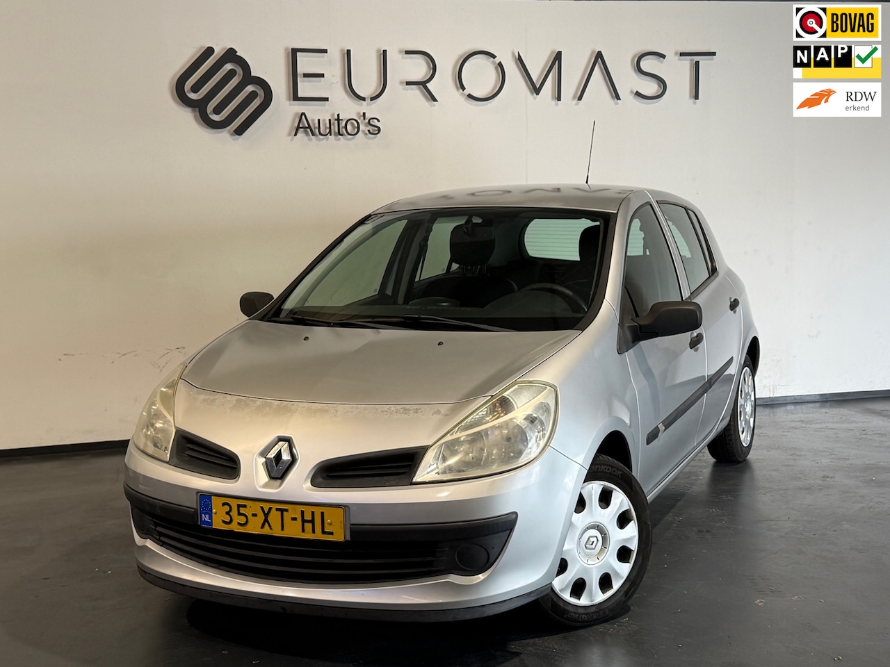 Renault Clio - 1.2-16V Business Line Airco 5d Nieuwe Apk - AutoWereld.nl