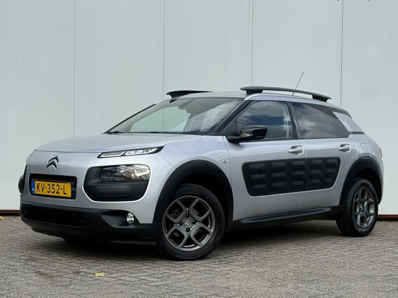 Citroën C4 Cactus - 1.2 PureTech Shine 1.2 PureTech Shine - AutoWereld.nl
