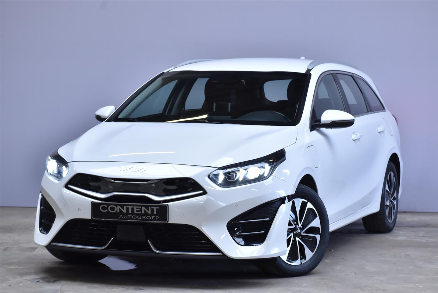 Kia Cee'd - Ceed 1.6 GDI PHEV Plug-In DynamicPlusLine |Direct Rijden! - AutoWereld.nl