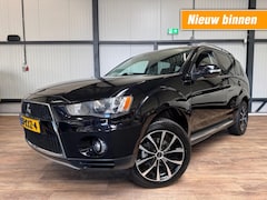 Mitsubishi Outlander - 2.0 Intro Edition / AUT / LEDER / NAVI / CAMERA /
