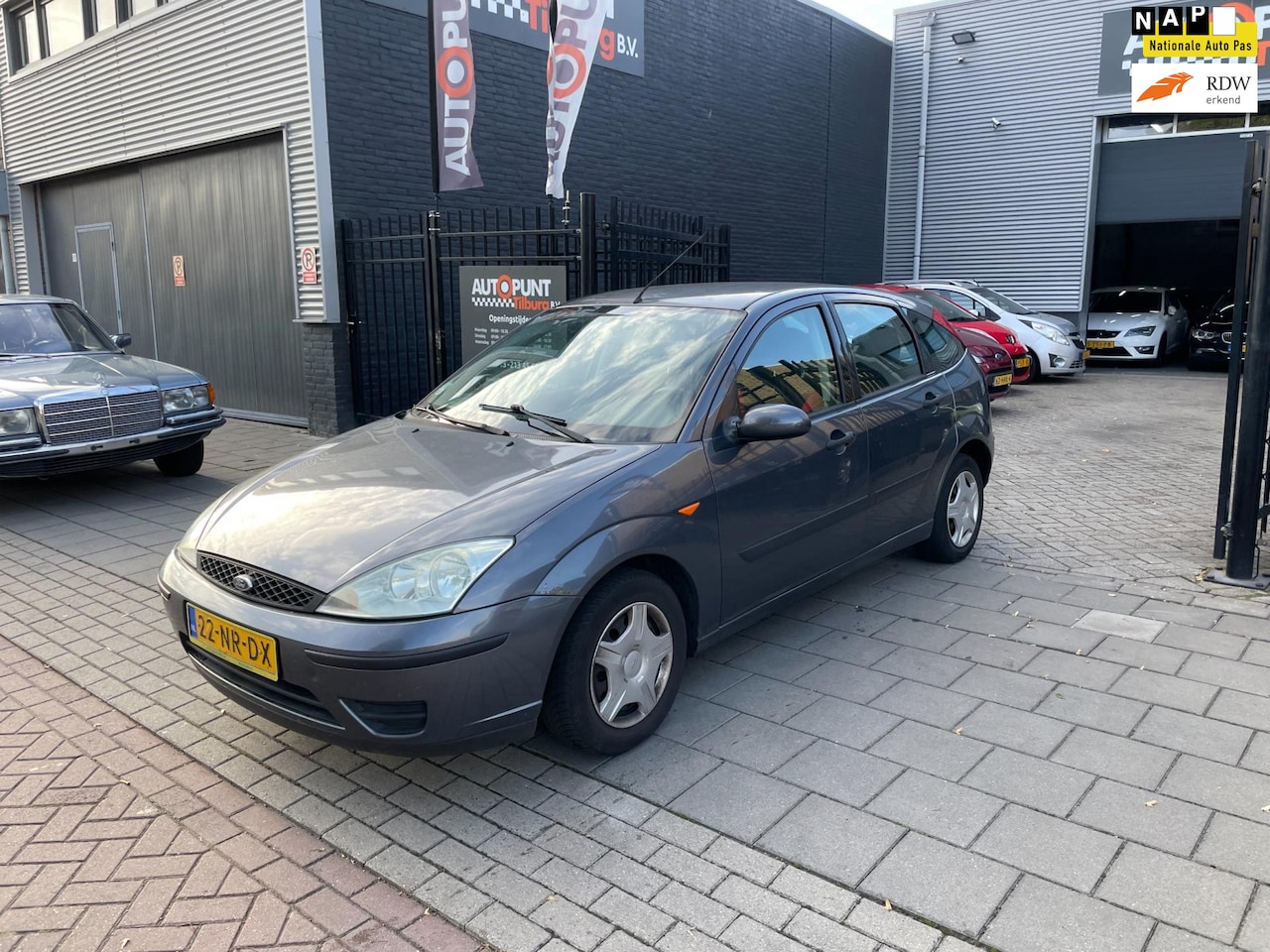 Ford Focus - 1.6-16V Ambiente Trekhaak Airco NAP APK 1 Jaar - AutoWereld.nl
