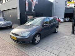 Ford Focus - 1.6-16V Ambiente Trekhaak Airco NAP APK 1 Jaar