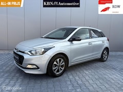 Hyundai i20 - 1.2 Passion |stoel-stuur verwarming|Bluetooth