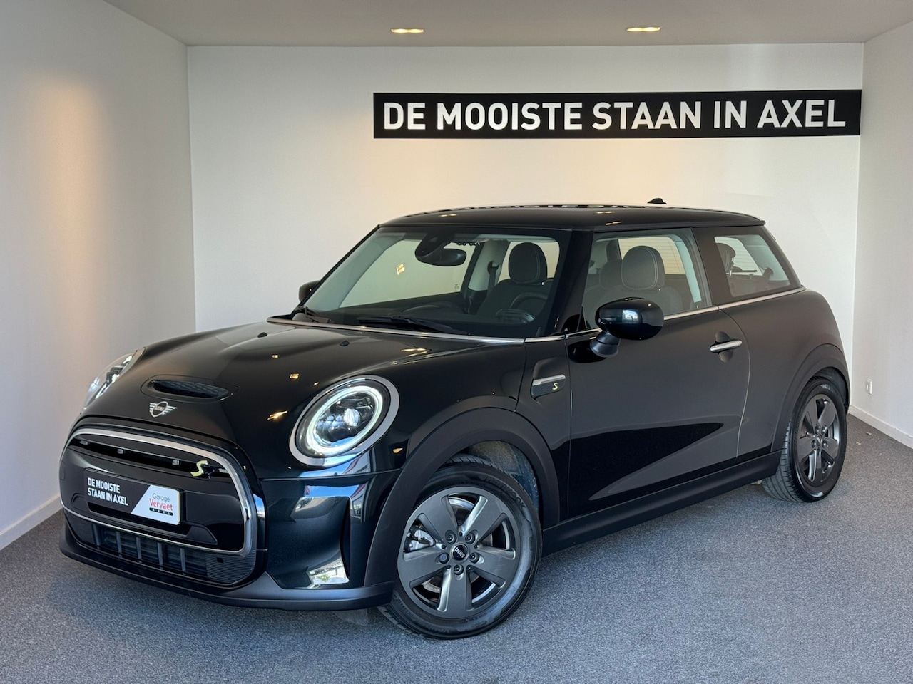MINI Mini-Electric - Essential 33 kWh - AutoWereld.nl