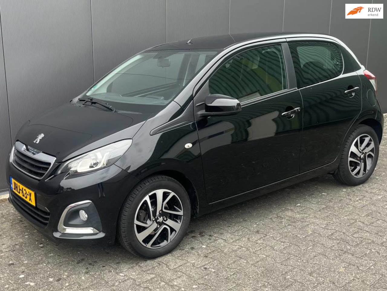 Peugeot 108 - 1.2 Puretech Allure 5 deurs - AutoWereld.nl