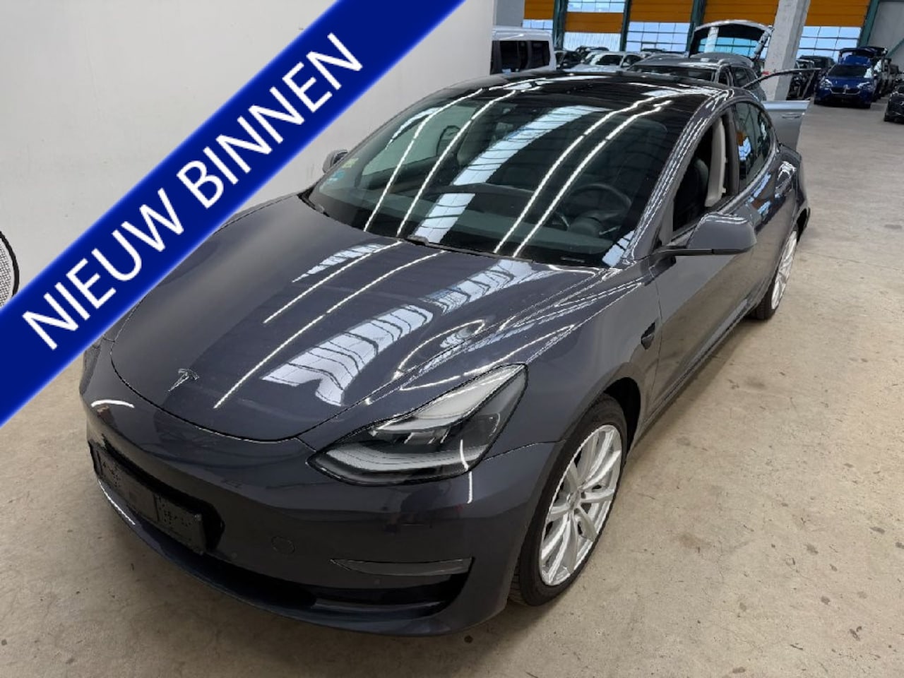 Tesla Model 3 - Long Range RWD Long Range AWD 75 kWh - AutoWereld.nl