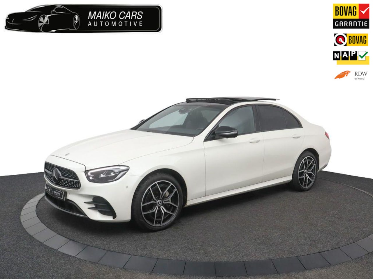 Mercedes-Benz E-klasse - 300 e 4MATIC AMG LINE PANO 360 CAMERA - AutoWereld.nl