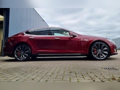 Tesla Model S - Signature Performance