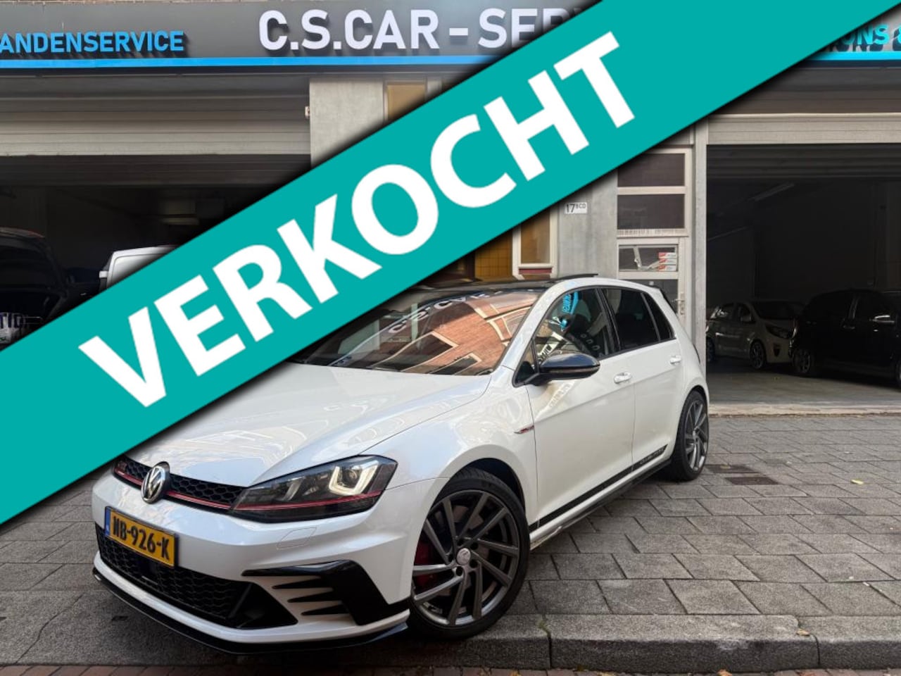 Volkswagen Golf - 2.0 TSI GTI Clubsport 265PK Pano | ACC | Dyna | Camera - AutoWereld.nl