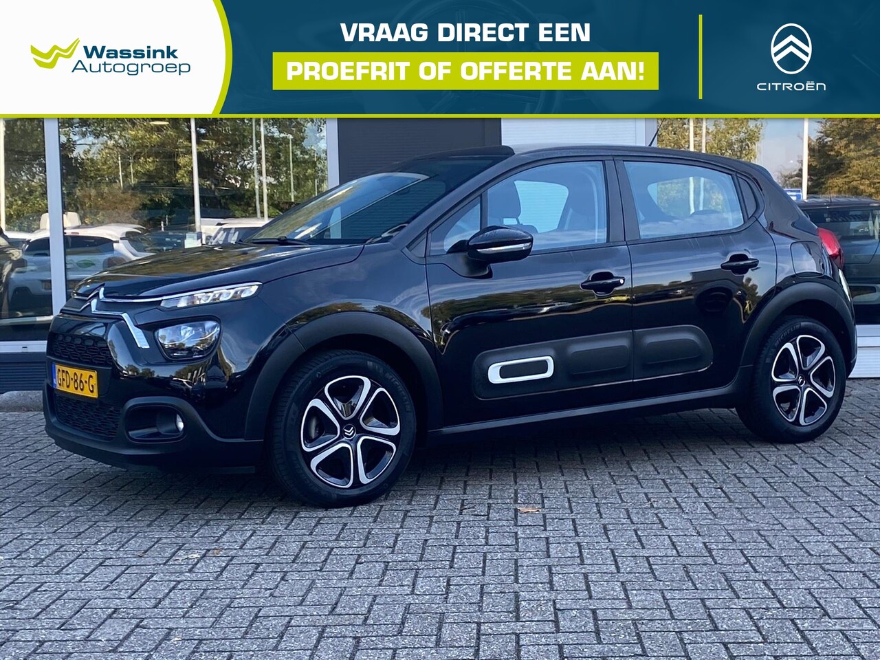 Citroën C3 - 1.2 5-drs 83pk Plus | Climate control | Navigatie | Cruise control | Parkeersensoren | App - AutoWereld.nl