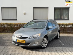 Opel Astra Sports Tourer - 1.4 Turbo Cosmo NAP APK TREKHAAK Leer